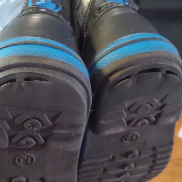 Kids batman boots - Picture 2 of 3